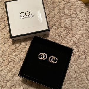 COL1972 CC Earrings